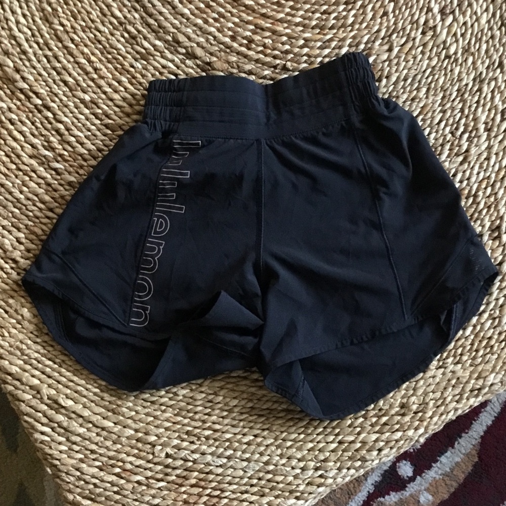 lululemon athletica Black Women's Athletic Shorts with Side Logo size 0